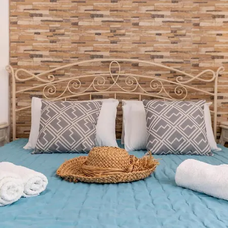 Kallisti * Naxos City