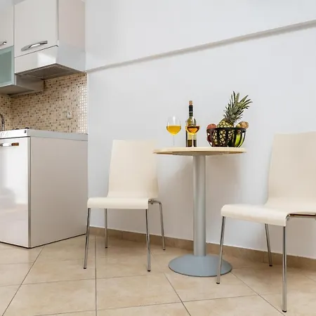 Kallisti * Naxos City