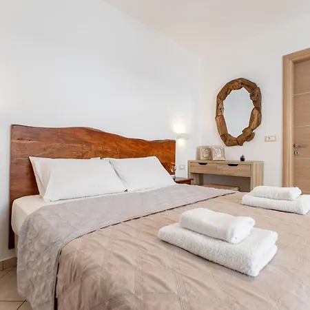 Kallisti Apartamento