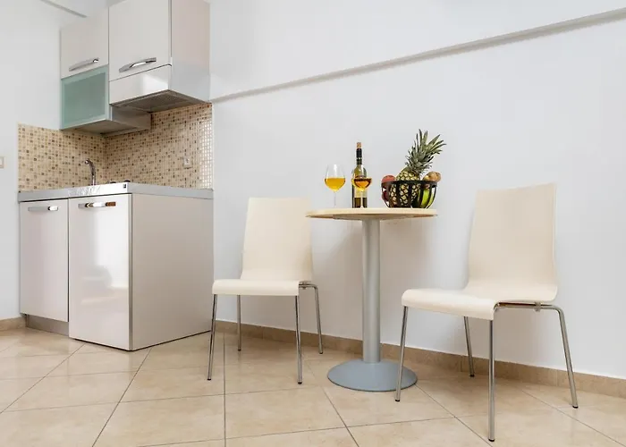 Kallisti * Naxos City