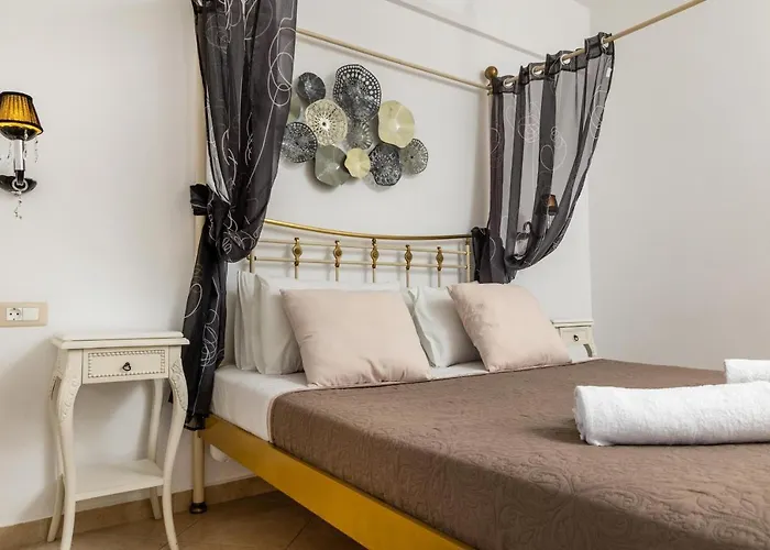 Kallisti * Naxos City